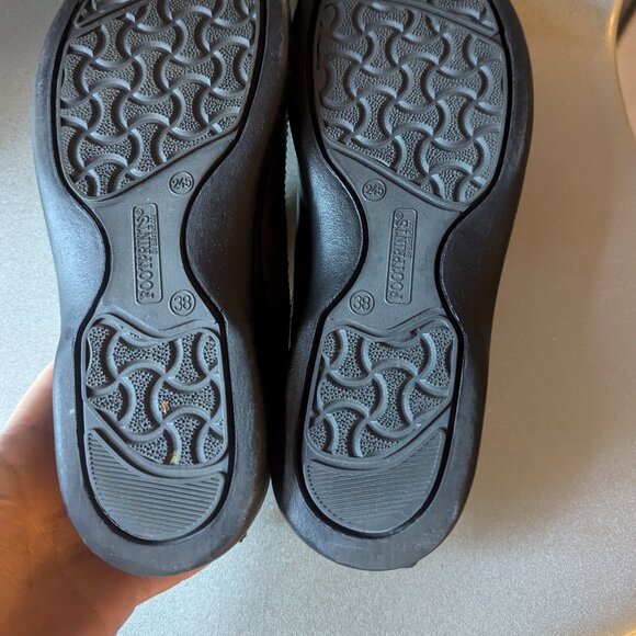 FOOTPRINTS ASHBY Brown LEATHER SLIP-ON Mules CLOG size 38 - Picture 7 of 7